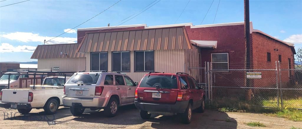 827 S Montana St, Butte, MT 59701